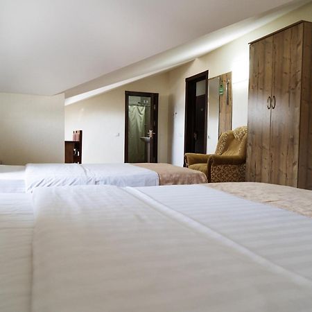 Tourist Inn Hotel Tashkent Bagian luar foto