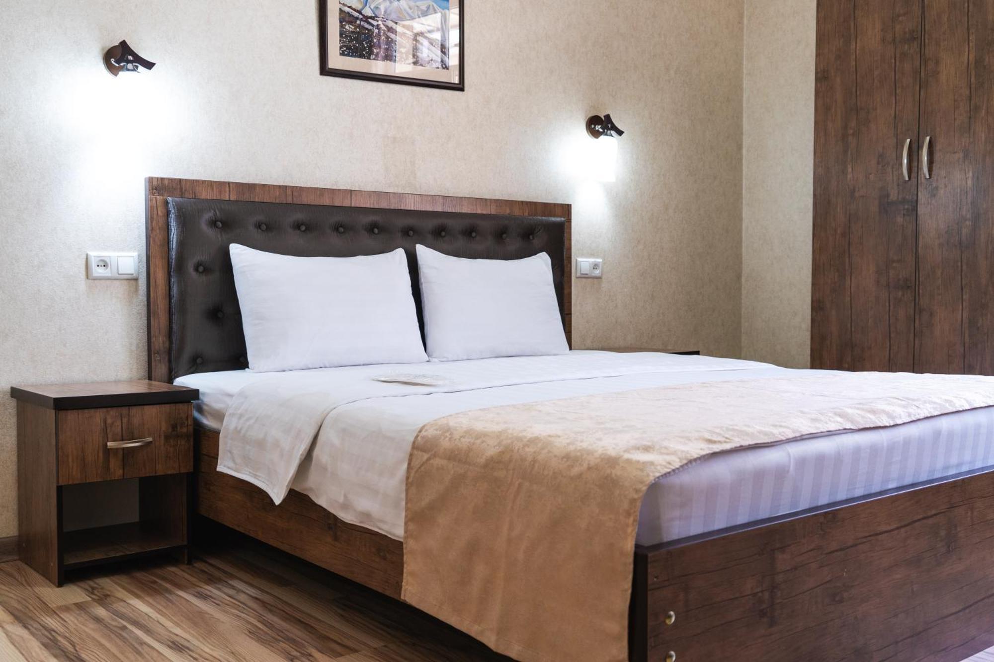 Tourist Inn Hotel Tashkent Bagian luar foto