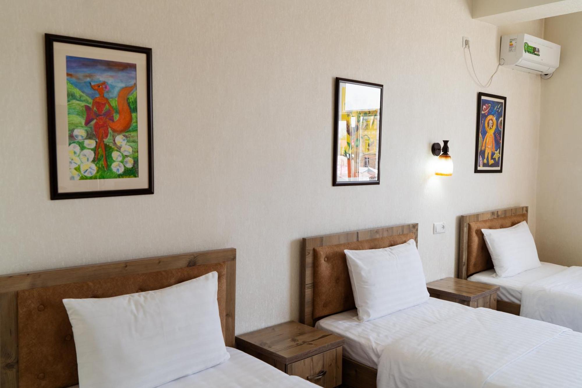 Tourist Inn Hotel Tashkent Bagian luar foto